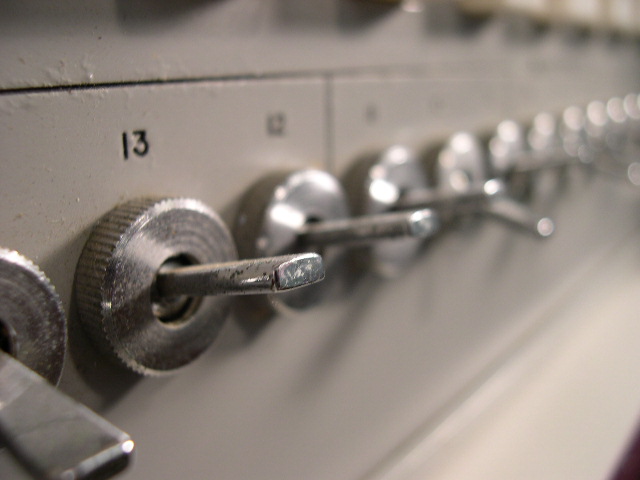  image of Knobs on the front of the unit. 