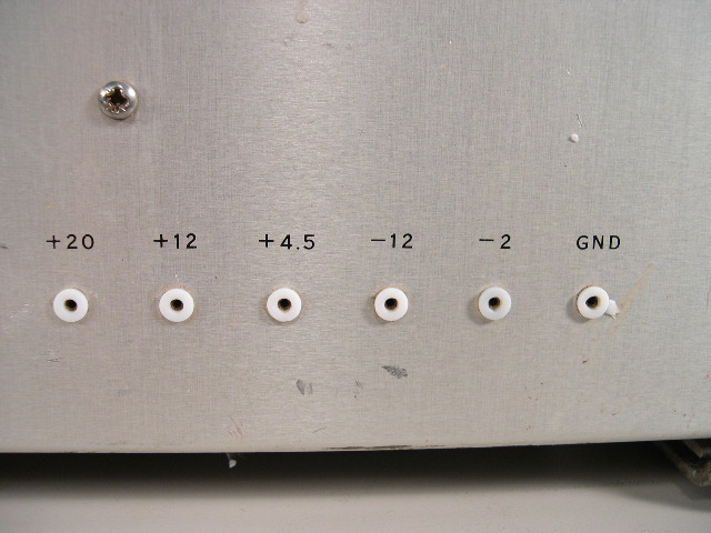  image of Voltage outputs. 